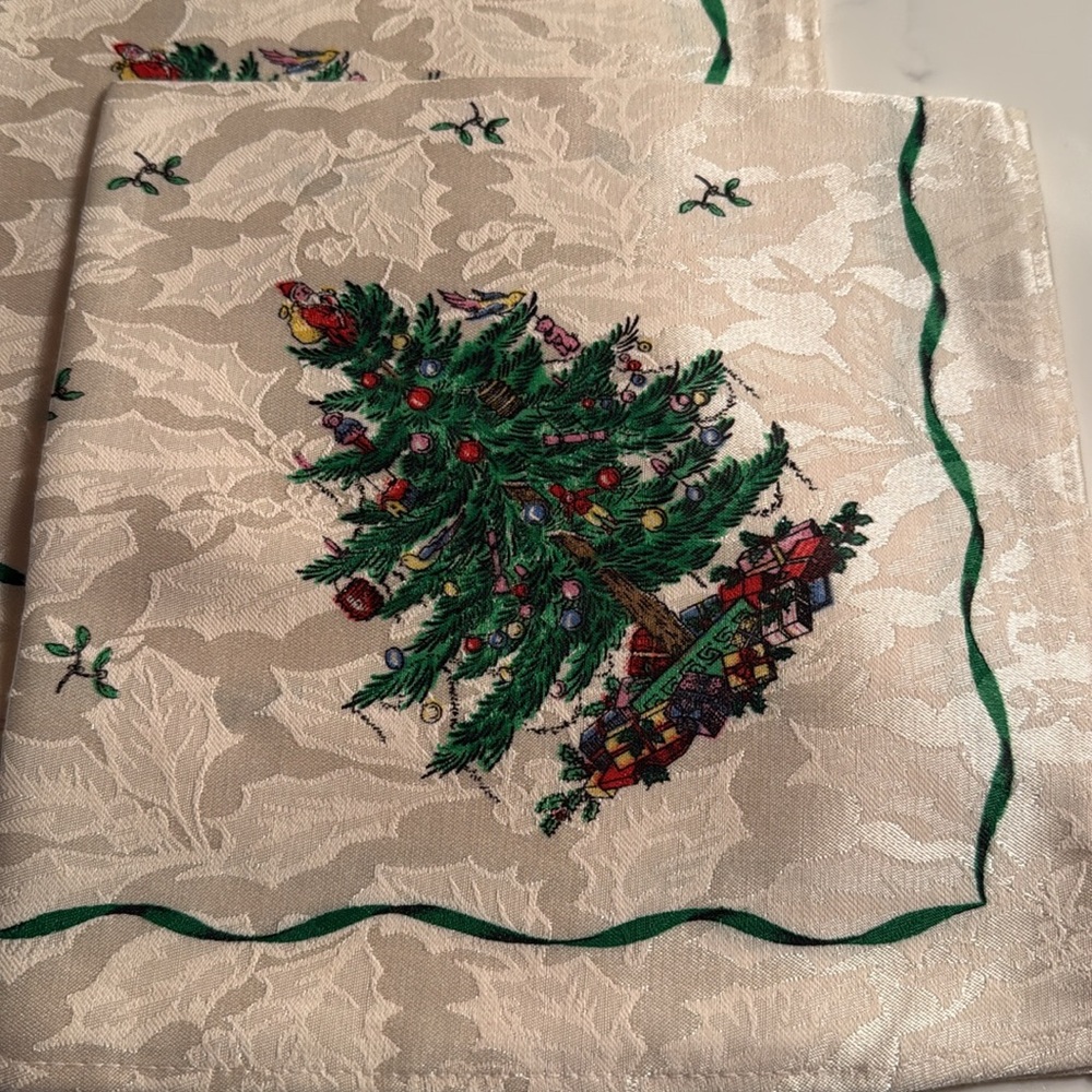 Vintage Spode Dinner Napkins Set of 4 - Picture 2 of 7